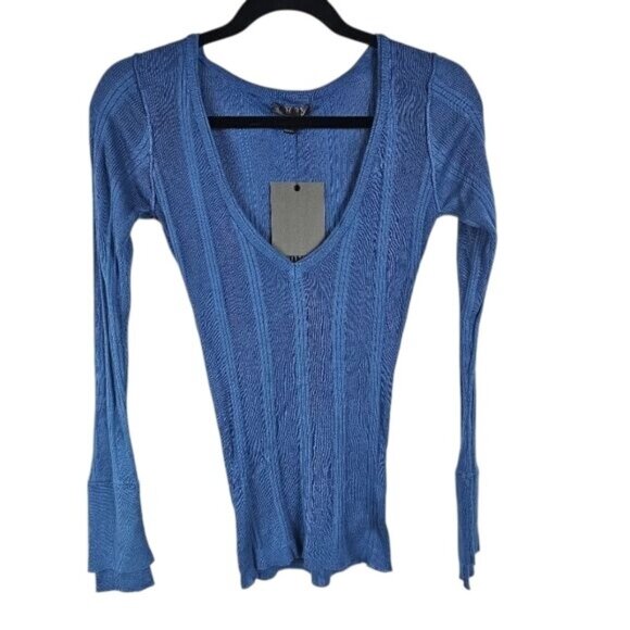 Bitten Blue V-Neck Sweater Sz XS Thin Ribbed Reverse Seams Stretchy Urban Y2K - Picture 1 of 9